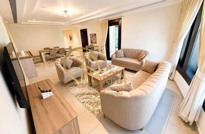 Apartment - 1 Bedroom - 2 Bathrooms for rent in East Porto Drive - Porto Arabia - The Pearl Island - Doha