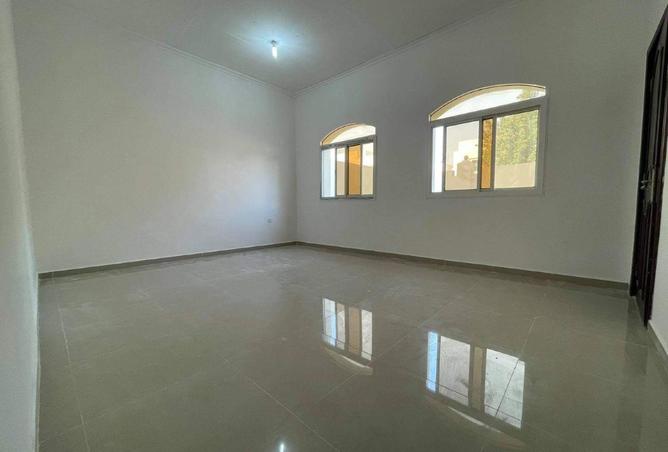 54877618 - Property Image 2