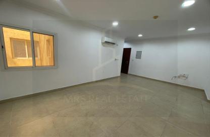 Apartment - 2 Bedrooms - 2 Bathrooms for rent in Aabdullah Bin Sultan Al Thani - C-Ring Road - Al Sadd - Doha