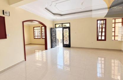 Villa - 6 - 5 for rent in Umm Al Seneem Street - Ain Khaled - Doha