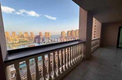 Apartment - 2 Bedrooms - 3 Bathrooms for sale in West Porto Drive - Porto Arabia - The Pearl Island - Doha
