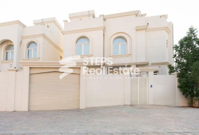 Corner Standalone Villa for Sale in Umm Salal