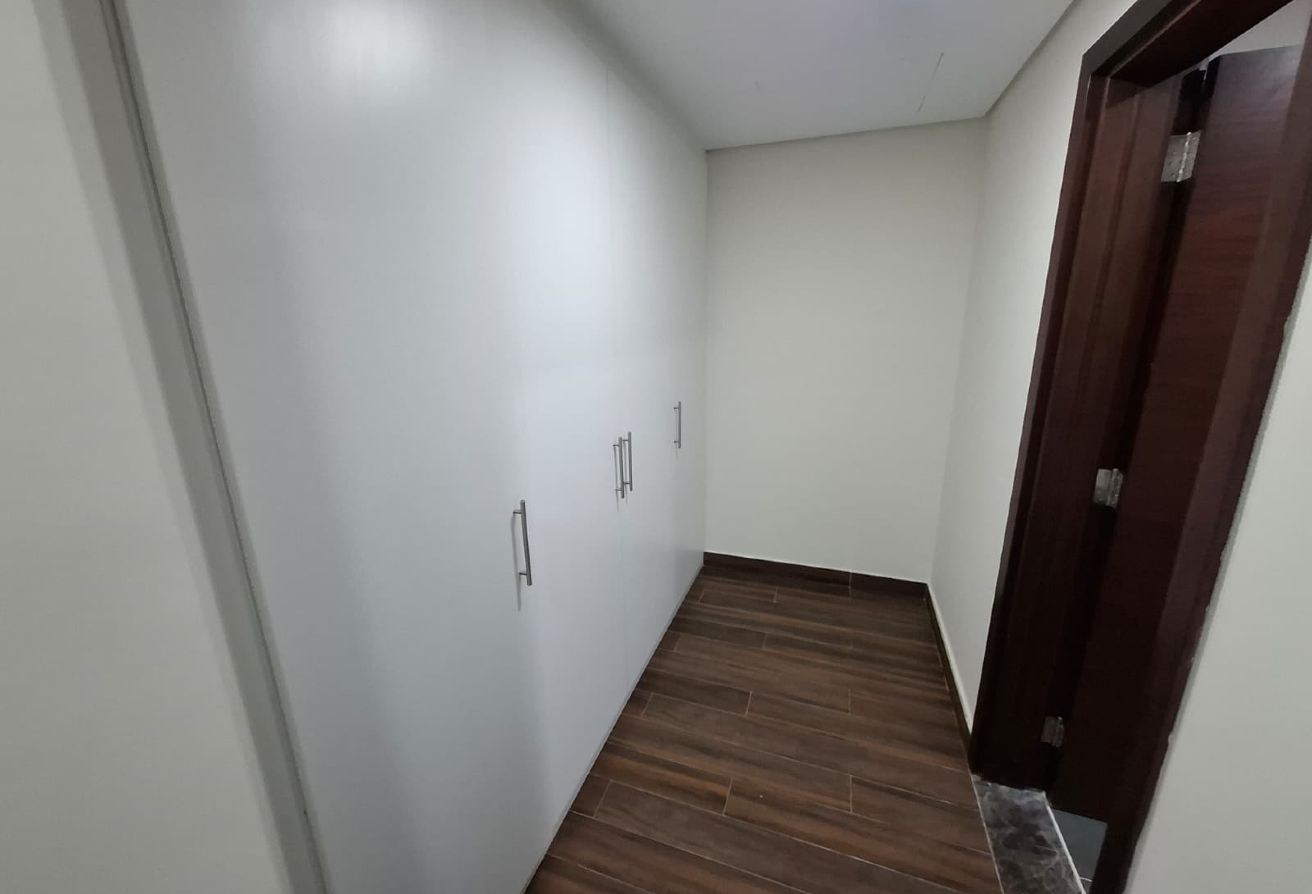 2bhk+maid cheapest price only 7000 in lusail erkiy thumbnail 11