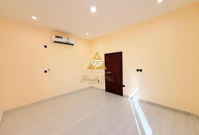 53425705 - Property Main Image