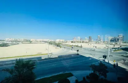 محل تجاري - استوديو - 2 حمامات للايجار في شقق أرتان ريزيدنس فوكس هيلز 150 - فوكس هيلز - الوسيل