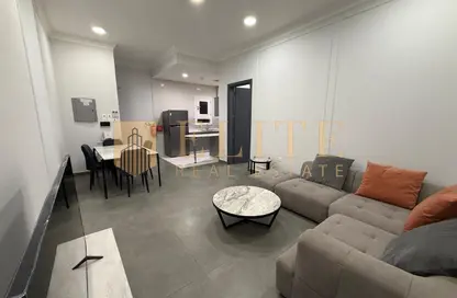 Apartment - 3 Bedrooms - 3 Bathrooms for rent in Mirqab Mall - Al Mirqab Al Jadeed - Doha