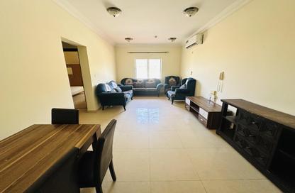 Apartment - 1 Bedroom - 1 Bathroom for rent in Umm Ghwailina Comm - Umm Ghuwalina - Umm Ghuwailina - Doha