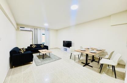 Apartment - 2 Bedrooms - 2 Bathrooms for rent in Al Mansoura - Al Mansoura - Doha