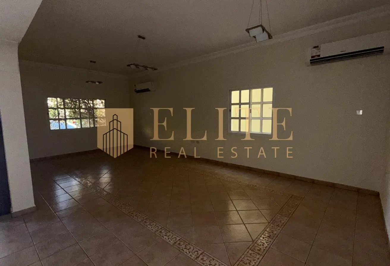 63809664 - Property Main Image