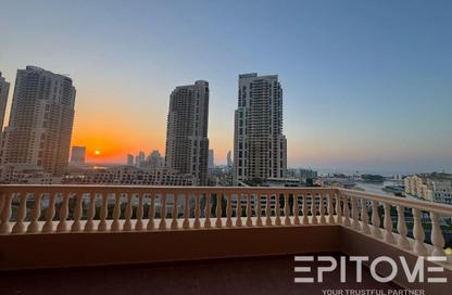 Apartment - 3 Bedrooms - 5 Bathrooms for rent in One Porto Arabia - Porto Arabia - The Pearl Island - Doha