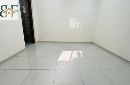 Apartment - Studio - 1 Bathroom for rent in Al Nasr Street - Al Nasr - Doha