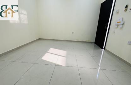 Apartment - Studio - 1 Bathroom for rent in Al Nasr Street - Al Nasr - Doha