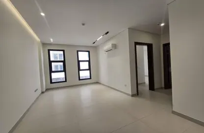 شقة - 2 غرف نوم - 2 حمامات للايجار في شارع الوعب - الوعب - الدوحة