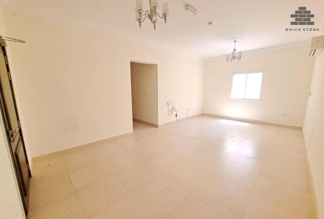 55329230 - Property Main Image