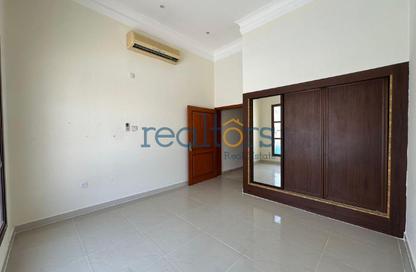 Compound - 3 - 3 for rent in Al Duhail North - Al Duhail - Doha