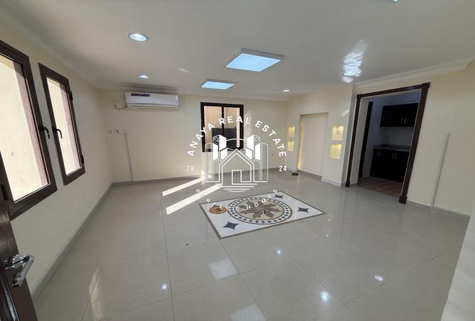 1028667 - Property Image 2