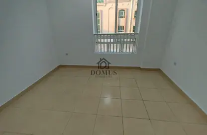 شقة - 2 غرف نوم - 2 حمامات للايجار في شارع ثابت بن زايد - المنصورة - الدوحة