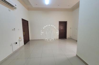 Villa - Studio - 1 Bathroom for rent in Ain Khaled Villas - Ain Khaled - Doha
