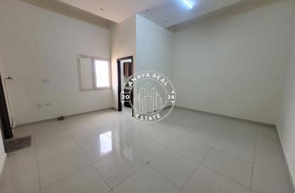 Villa - Studio - 1 Bathroom for rent in Ain Khaled Villas - Ain Khaled - Doha
