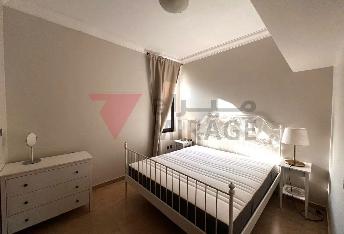62185120 - Property Main Image