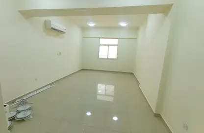 Apartment - 2 Bedrooms - 2 Bathrooms for rent in Al Mansoura - Al Mansoura - Doha