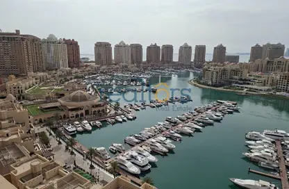 Apartment - 2 Bedrooms - 3 Bathrooms for rent in West Porto Drive - Porto Arabia - The Pearl Island - Doha