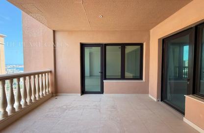 Apartment - 1 Bedroom - 2 Bathrooms for rent in East Porto Drive - Porto Arabia - The Pearl Island - Doha