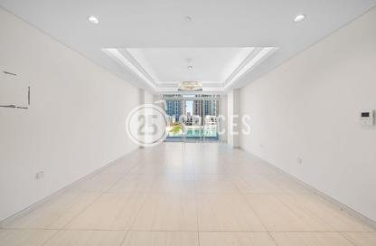 Apartment - 2 Bedrooms - 4 Bathrooms for rent in Crystal Residence - Gewan Island - The Pearl Island - Doha