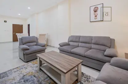 Apartment - 2 Bedrooms - 2 Bathrooms for rent in Al Sadd Road - Al Sadd - Doha