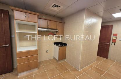 Apartment - 2 Bedrooms - 4 Bathrooms for rent in West Bay Tower - West Bay - West Bay - Doha