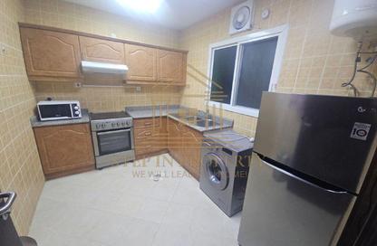 Apartment - 3 Bedrooms - 2 Bathrooms for rent in Bin Al Sheikh Towers - Al Mirqab Al Jadeed - Doha