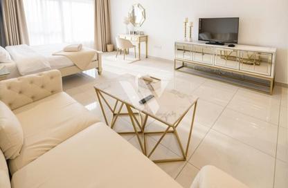 Apartment - Studio - 1 for rent in Viva West - Viva Bahriyah - The Pearl Island - Doha Apartment - Studio - 1 for rent in Viva West - Viva Bahriyah - The Pearl Island - Doha
