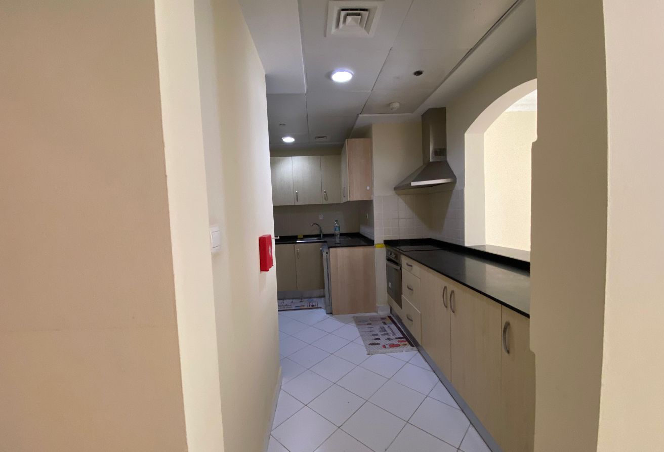 Premium 1 BHK Semi Furnished | Porto Arabia thumbnail 8