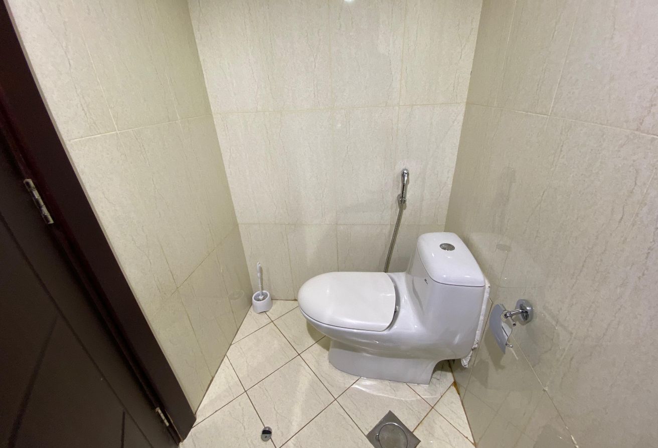 Premium 1 BHK Semi Furnished | Porto Arabia thumbnail 13