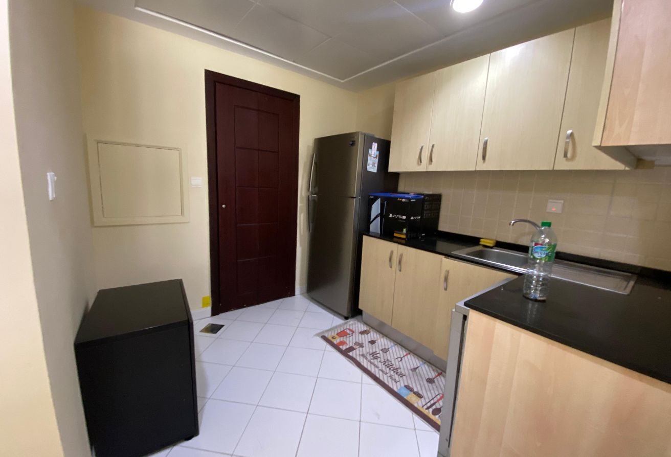 Premium 1 BHK Semi Furnished | Porto Arabia thumbnail 7