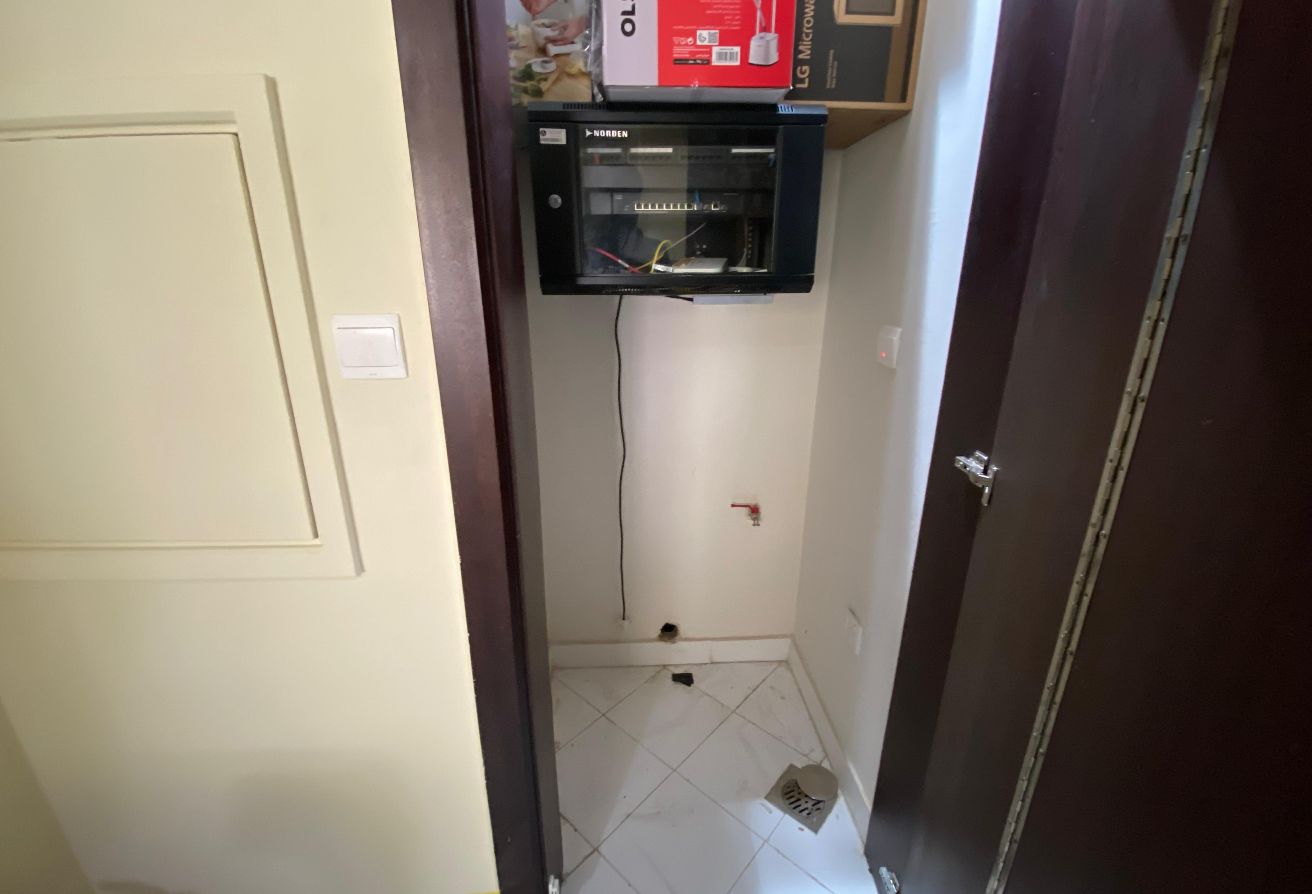Premium 1 BHK Semi Furnished | Porto Arabia thumbnail 9