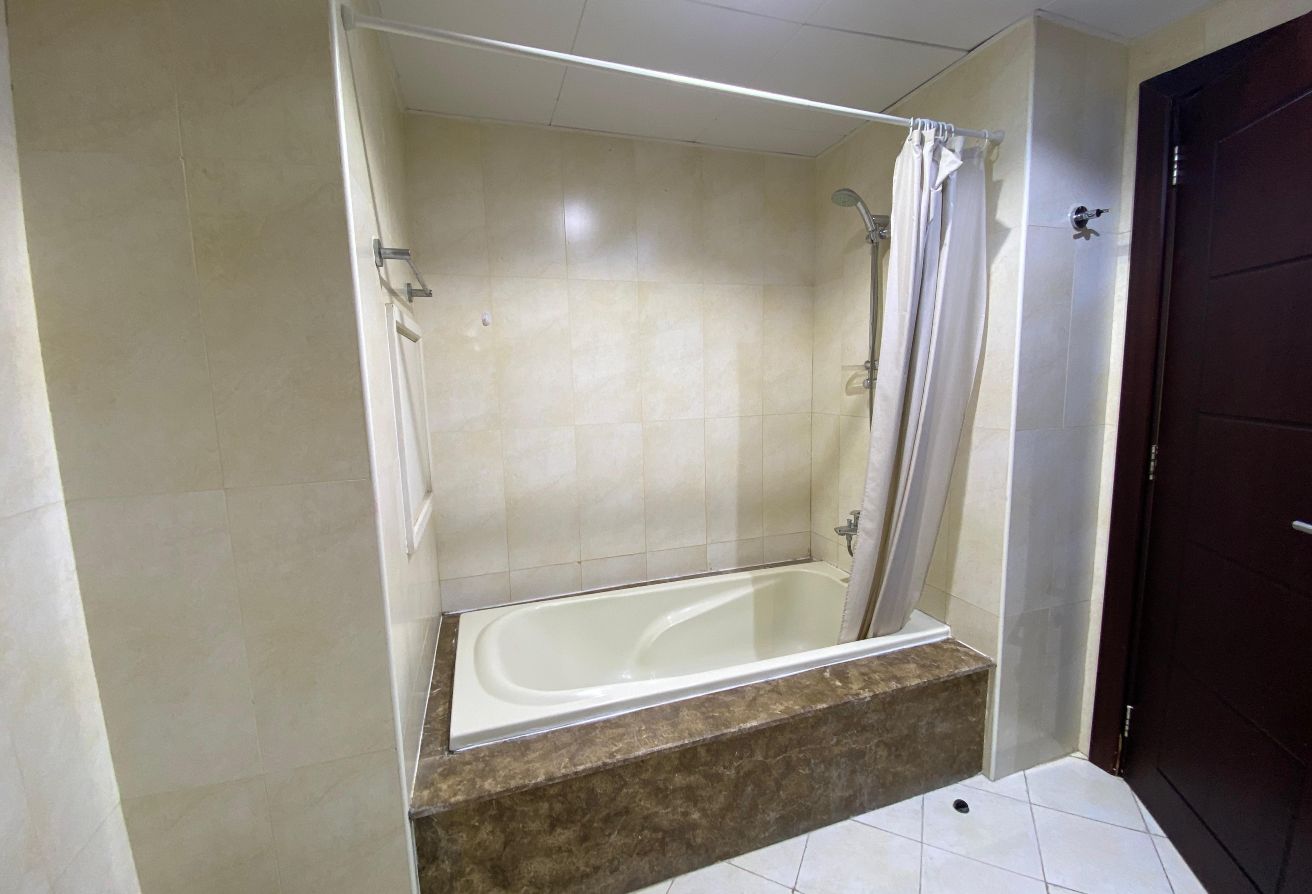 Premium 1 BHK Semi Furnished | Porto Arabia thumbnail 11