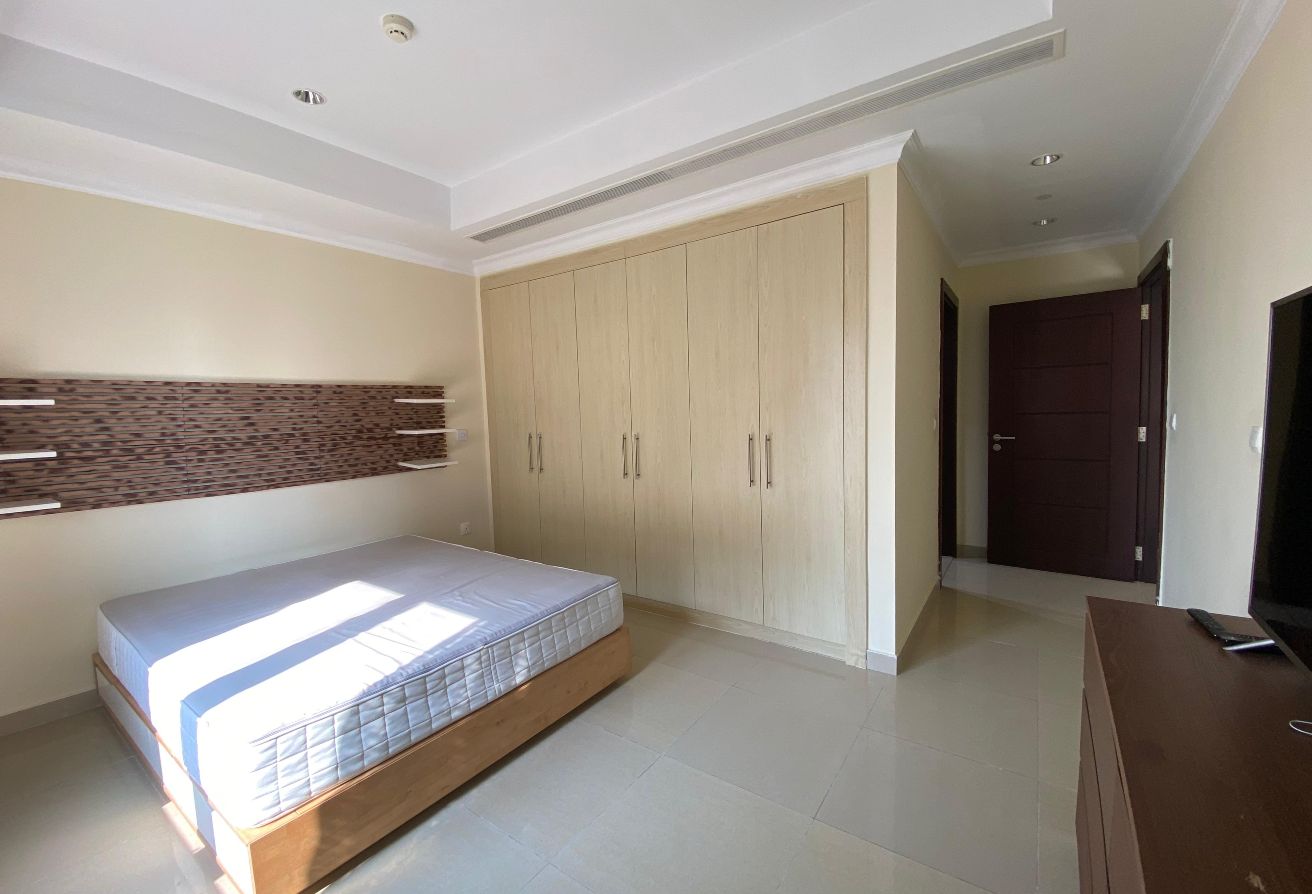 Premium 1 BHK Semi Furnished | Porto Arabia thumbnail 6
