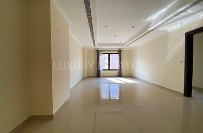 Apartment - 1 - 2 for rent in East Porto Drive - Porto Arabia - The Pearl Island - Doha Apartment - 1 - 2 for rent in East Porto Drive - Porto Arabia - The Pearl Island - Doha