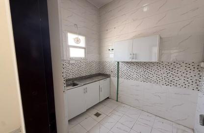 Apartment - Studio - 1 Bathroom for rent in Al Aziziyah - Al Aziziyah - Doha