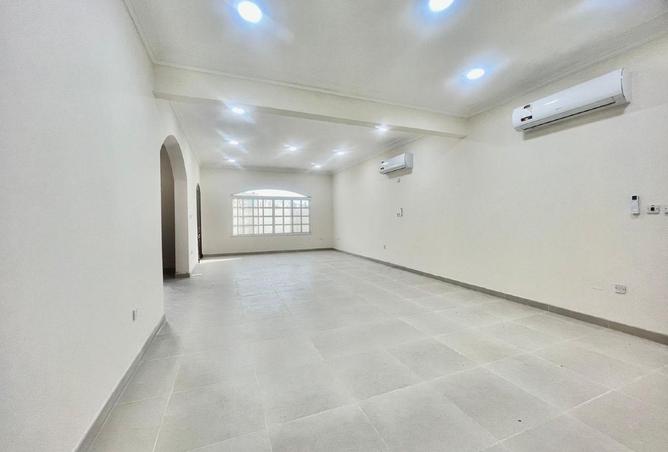 54689816 - صورة العقار 2