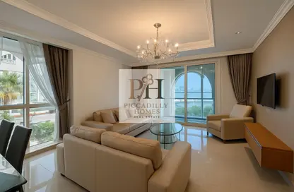 Apartment - 2 Bedrooms - 3 Bathrooms for rent in Viva East - Viva Bahriyah - The Pearl Island - Doha