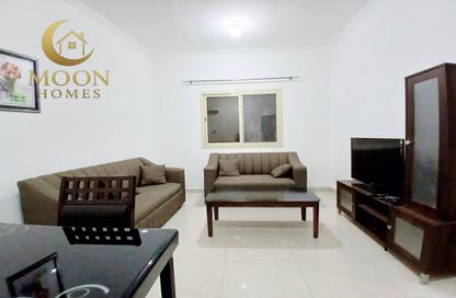 Apartment - 1 Bedroom - 1 Bathroom for rent in Umm Ghuwailina 4 - Umm Ghuwailina - Doha