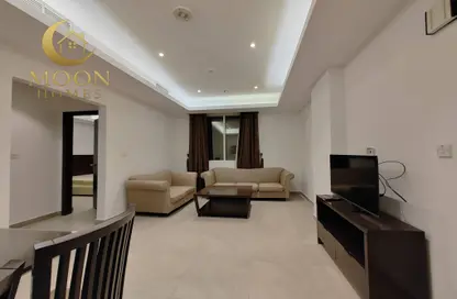 Apartment - 1 Bedroom - 1 Bathroom for rent in Umm Ghuwailina 4 - Umm Ghuwailina - Doha