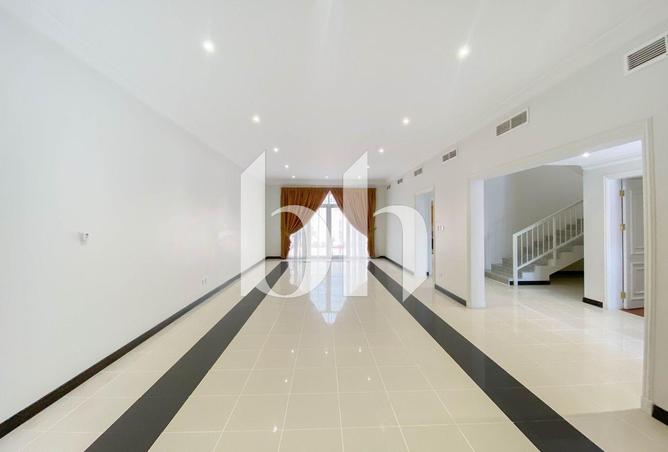54976237 - Property Image 2
