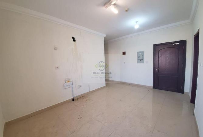 2OaA1WZnDvM - Property Image 3