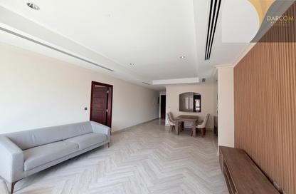 Apartment - 1 Bedroom - 2 Bathrooms for rent in East Porto Drive - Porto Arabia - The Pearl Island - Doha