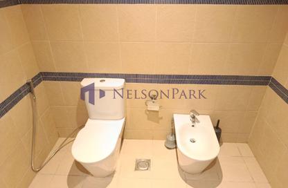 Apartment - 1 Bedroom - 2 Bathrooms for rent in Tower 31 - Porto Arabia - The Pearl Island - Doha