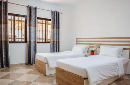 شقة - 3 غرف نوم - 3 حمامات للايجار في 2 قرية إزدان - الدحيل - الدوحة