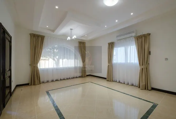 62747693 - Property Image 2